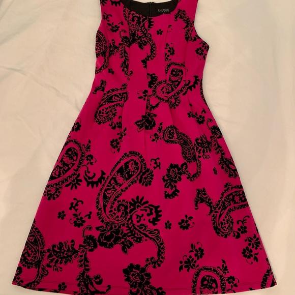 💗🖤 Gorgeous Fuchsia and Black Dress,NWOT,Size 6 - Picture 4 of 4
